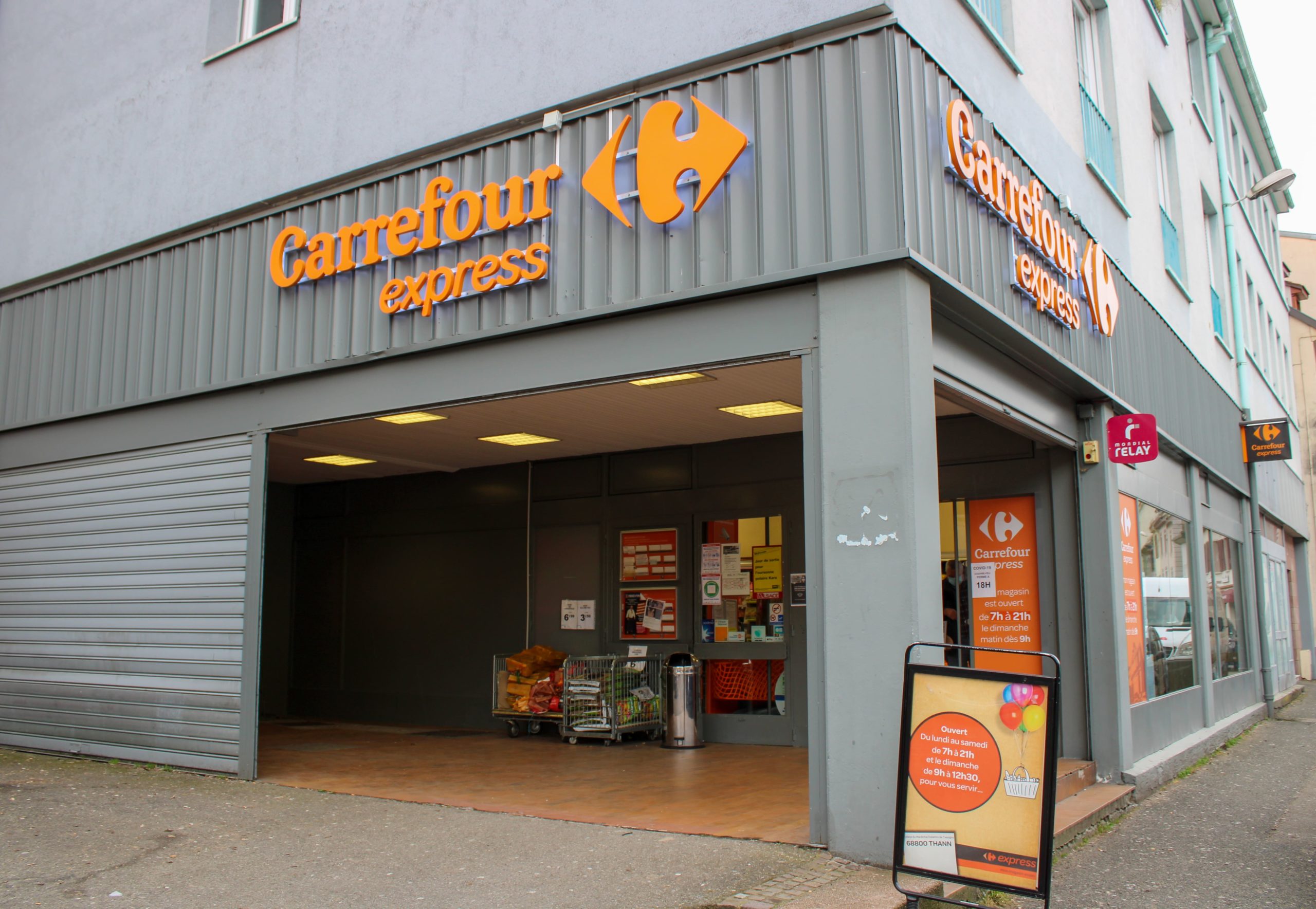 carrefour-express-devanture-min